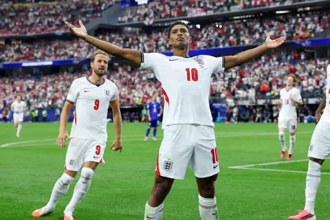 بيلينجهام يدخل تاريخ منتخب إنجلترا بإنجاز غير مسبوق في كأس العالم